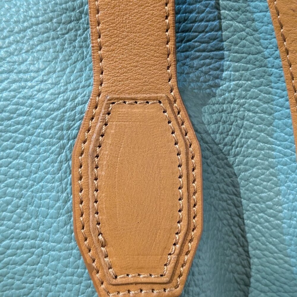 Divina Firenze Purse, Olive Green w/Tan Handles & Accents. Italian made leather - Picture 2 of 12